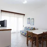 Διαμέρισμα In 24550 *